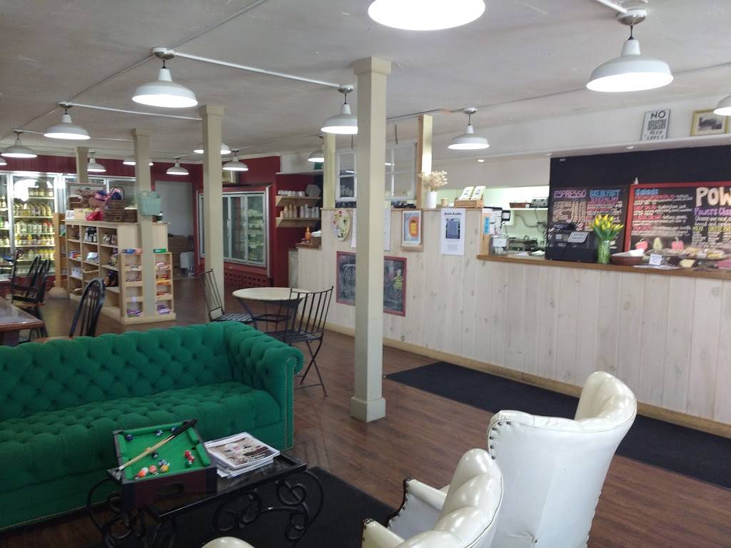 Powers Market | cafe | 9 Main St, North Bennington, VT 05257, USA | 8024426821 OR +1 802-442-6821