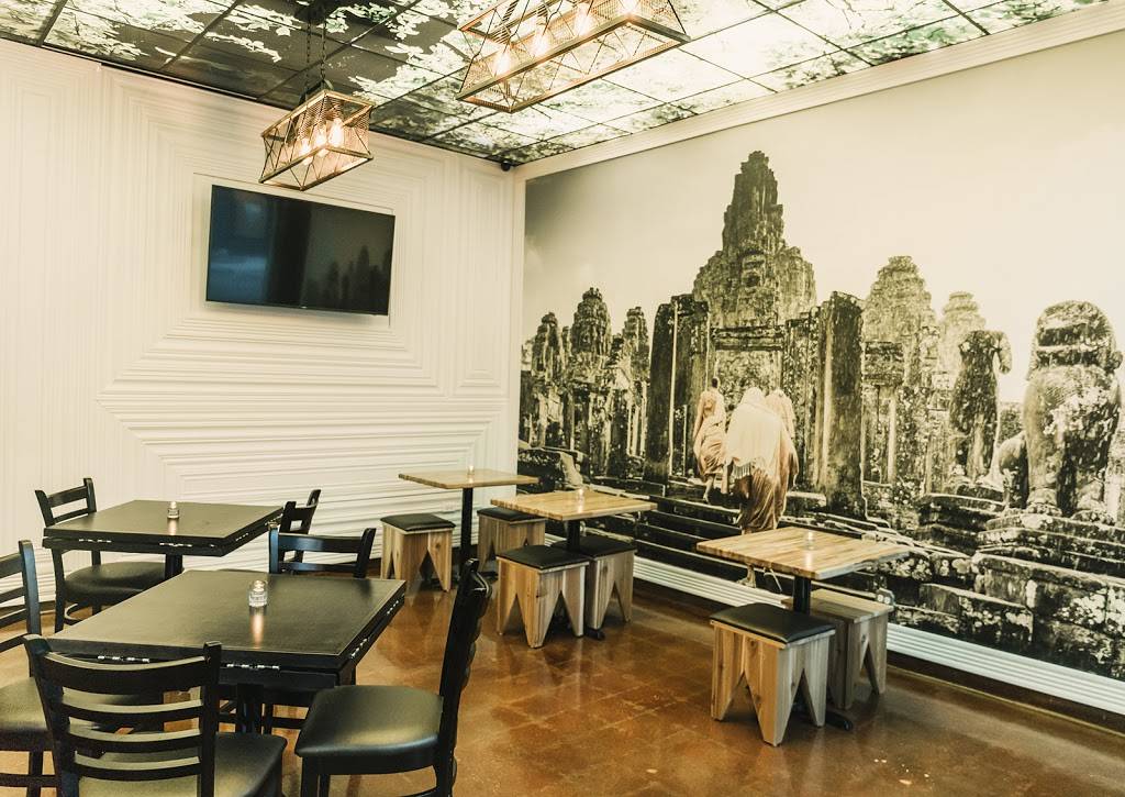MORA Asian Kitchen | restaurant | 201 Harrison St, Oak Park, IL 60304, USA | 7086134546 OR +1 708-613-4546