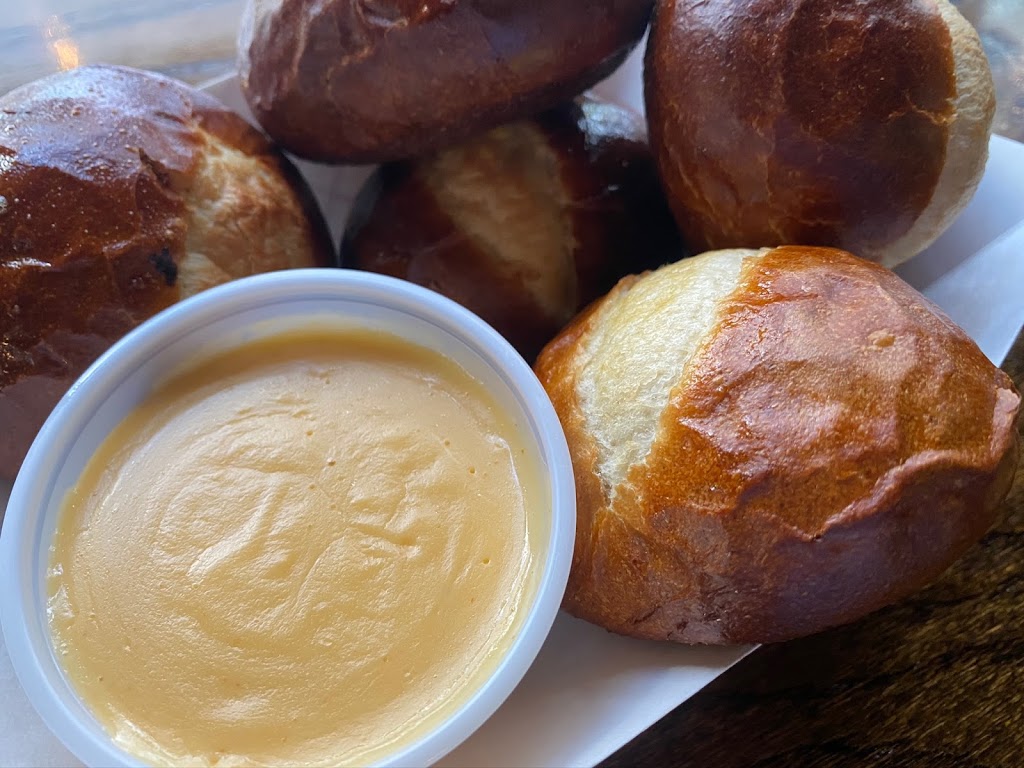 Ghosted Kitchen | restaurant | 53 2nd St, Coralville, IA 52241, USA | 3193331740 OR +1 319-333-1740