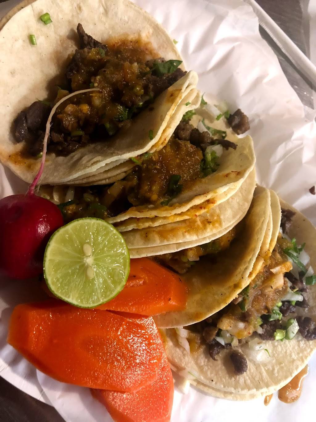 Ricos Tacos El Tio | restaurant | 4200 Imperial Hwy, Inglewood, CA 90304, USA | 3106718133 OR +1 310-671-8133