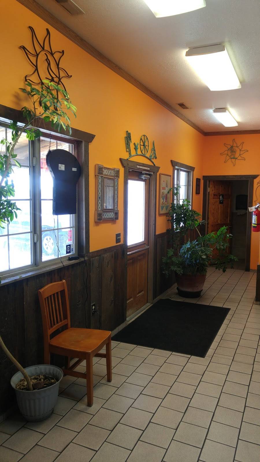 Juan Pablos Mexican Grill | restaurant | 2220 US-89, Ogden, UT 84404, USA | 8017373719 OR +1 801-737-3719