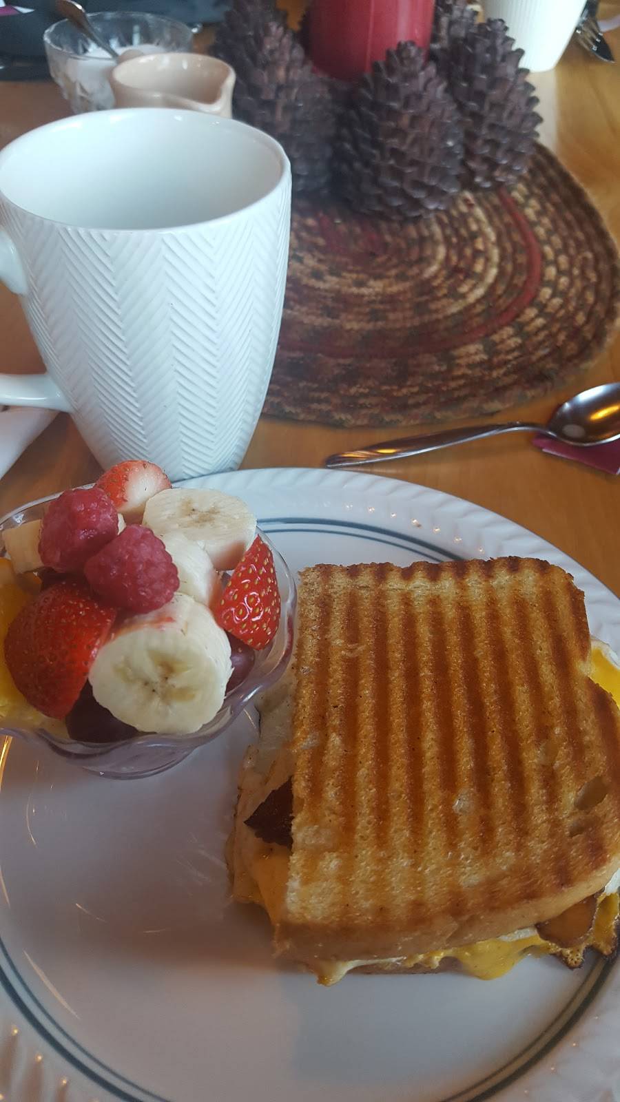 Hill of Beans | restaurant | w3075 Co Rd R R, Ogema, WI 54459, USA | 7157675287 OR +1 715-767-5287