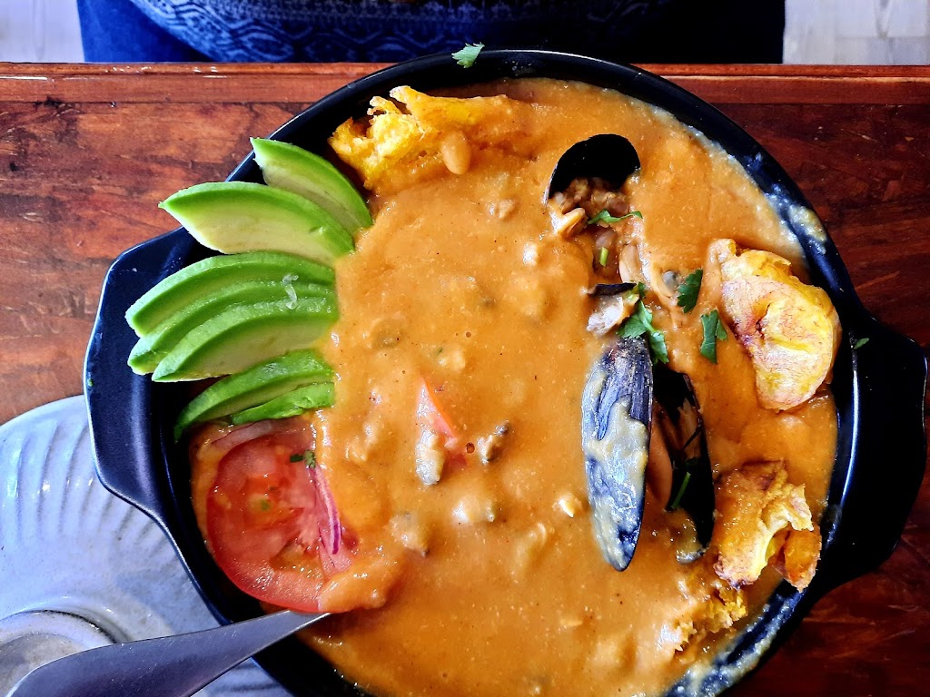 Valmar Restaurant&Bar | restaurant | 287 Broadway, Newburgh, NY 12550, USA | 8452453803 OR +1 845-245-3803