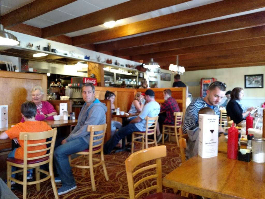 Hollis Country Kitchen | restaurant | 3 Proctor Hill Rd, Hollis, NH 03049, USA | 6034657040 OR +1 603-465-7040