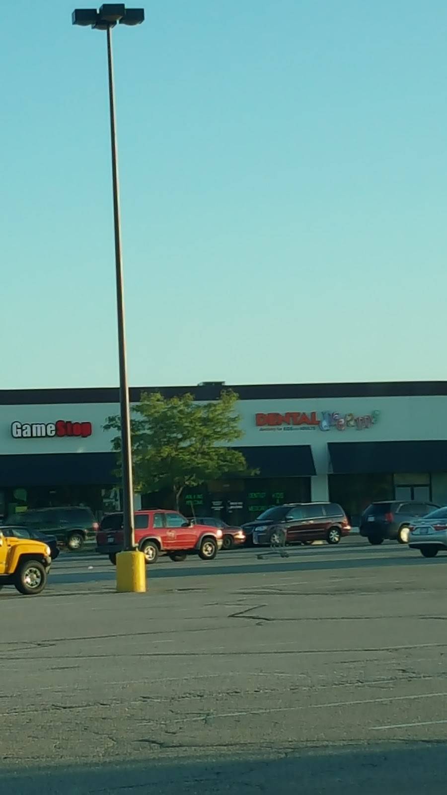 Hong Kong Chinese Food | restaurant | 2339 Ellsworth Rd, Ypsilanti, MI 48197, USA | 7344348806 OR +1 734-434-8806