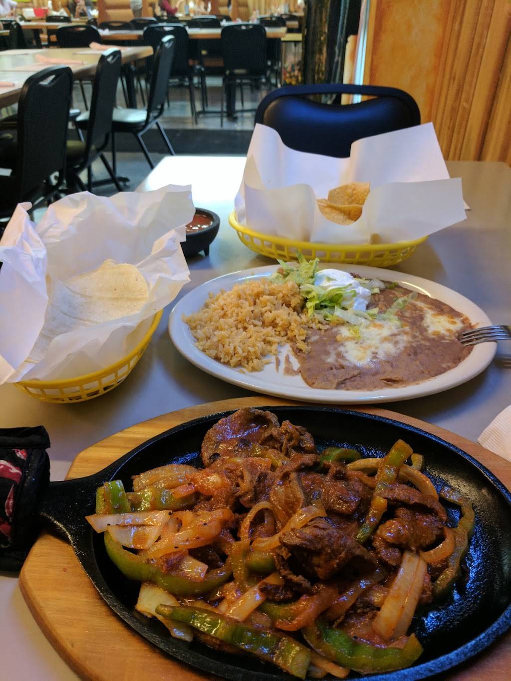 El Mexsal | restaurant | 325 S 200 W, Provo, UT 84601, USA | 8018123849 OR +1 801-812-3849