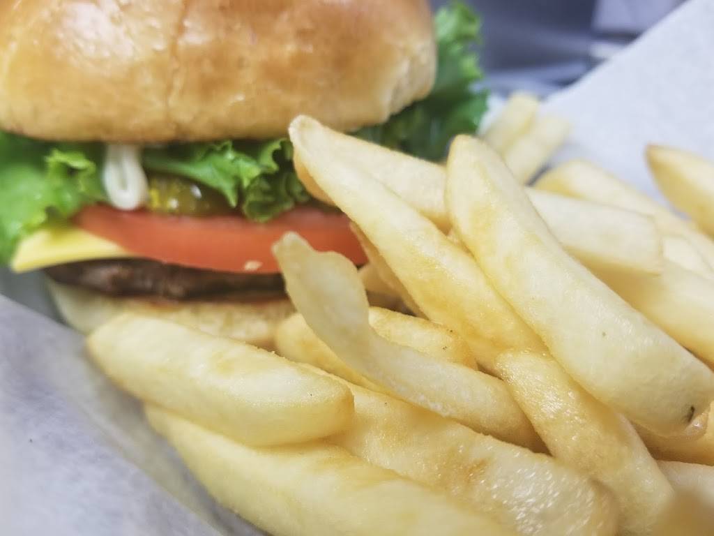 Strickers Cafe | restaurant | 2781 Jefferson Centre Way, Jeffersonville, IN 47130, USA | 8122189882 OR +1 812-218-9882