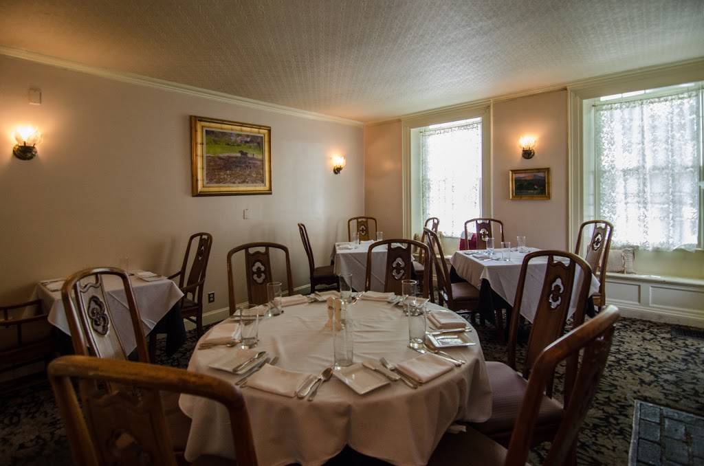 Carpenter & Main | restaurant | 326 S Main St, Norwich, VT 05055, USA | 8026492922 OR +1 802-649-2922