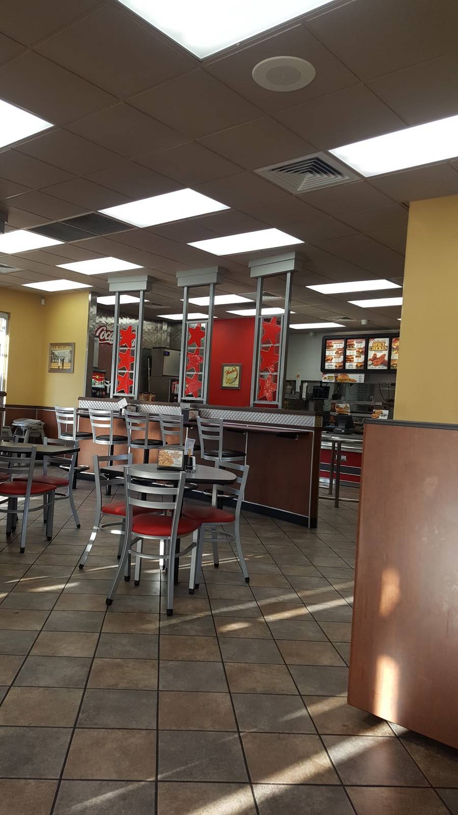 Hardees | restaurant | 217 S Main St, Darlington, SC 29532, USA | 8433985049 OR +1 843-398-5049