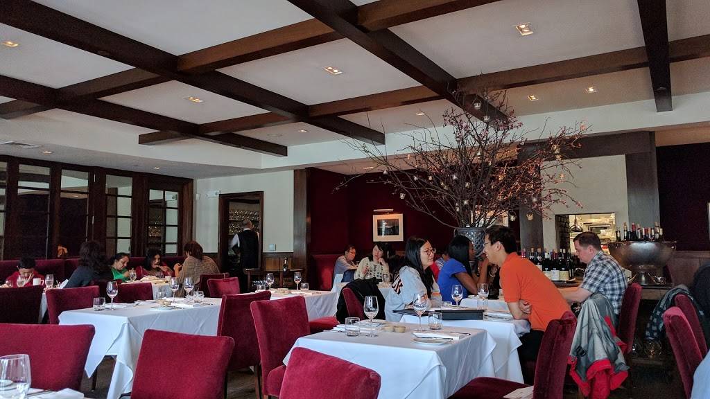 The Village Pub | restaurant | 2967 Woodside Rd, Woodside, CA 94062, USA | 6508519888 OR +1 650-851-9888