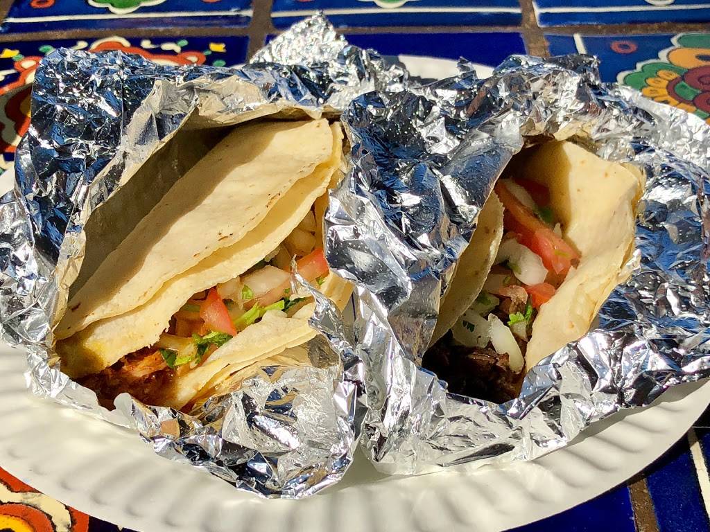 Yucas | restaurant | 2056 Hillhurst Ave, Los Angeles, CA 90027, USA | 3236621214 OR +1 323-662-1214