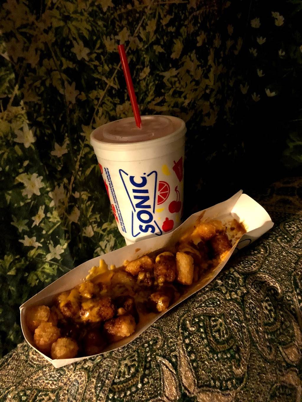 Sonic Drive-In | restaurant | 2619 N Roan St, Johnson City, TN 37604, USA | 4232830146 OR +1 423-283-0146