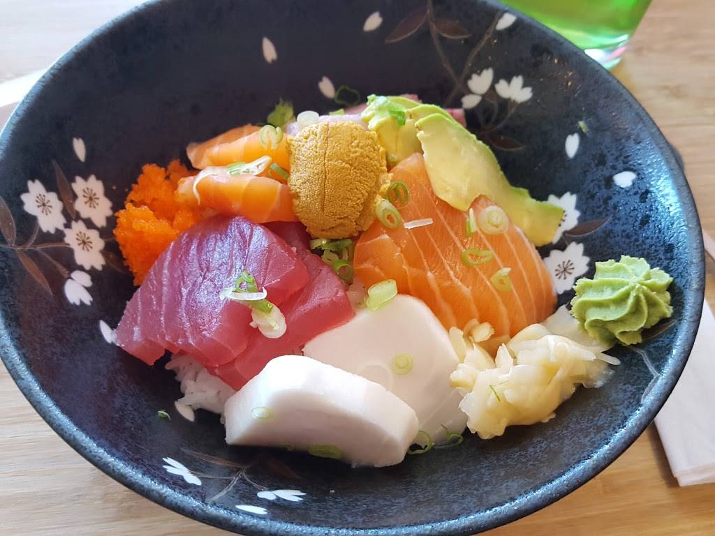 Sushiya Zen | restaurant | 49 Princess St, Kingston, ON K7L 1A3, Canada | 6135302546 OR +1 613-530-2546