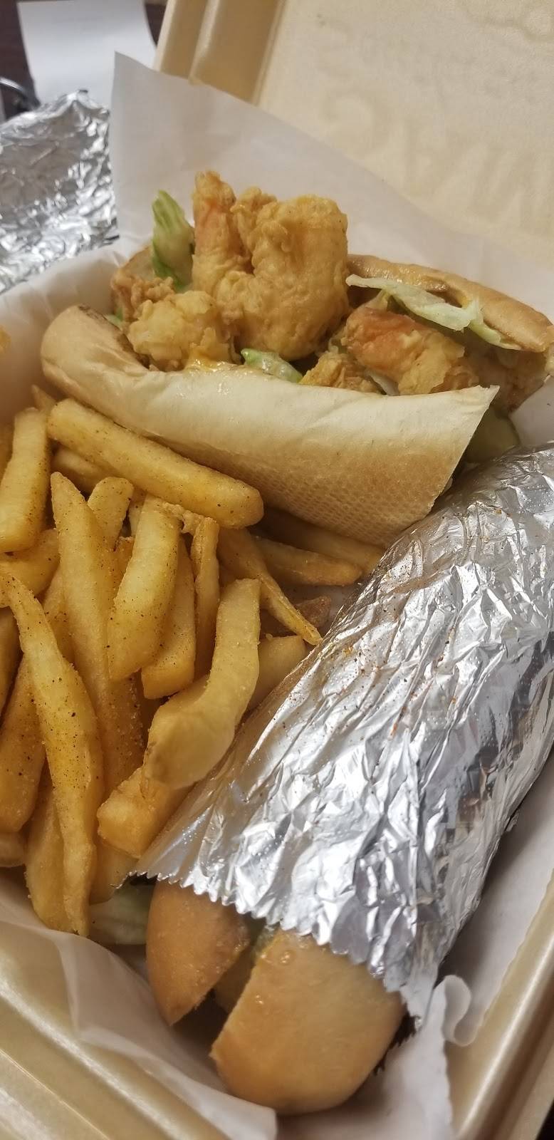 Sams Southern Eatery | restaurant | Pierre Bossier Mall, 2950 E Texas St, Bossier City, LA 71111, USA | 3185623370 OR +1 318-562-3370