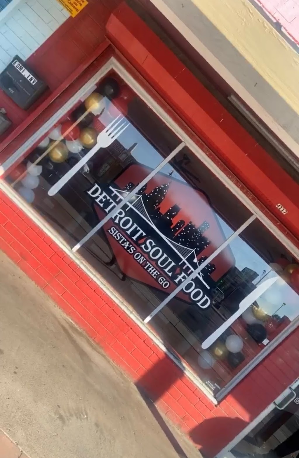 Detroit Soul Food Sistas On The go | restaurant | 4117 N 19th Ave, Phoenix, AZ 85015, USA | 3133989110 OR +1 313-398-9110