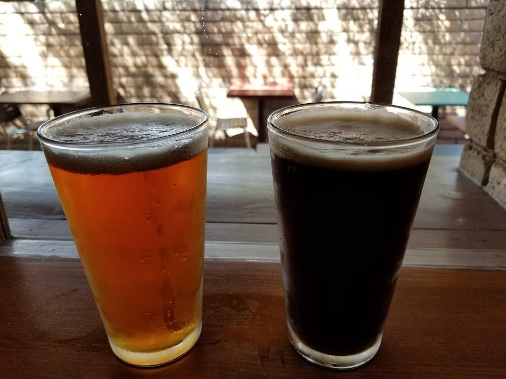 High Desert Brewing Co. | restaurant | 1201 W Hadley Ave, Las Cruces, NM 88005, USA | 5755256752 OR +1 575-525-6752