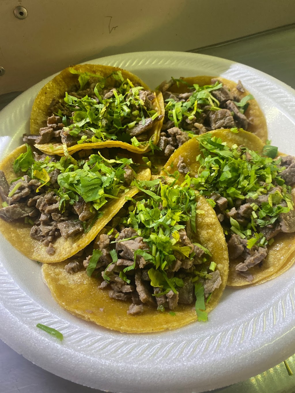 Mini tacos el gallo de oro | restaurant | 2011 Austin Hwy, San Antonio, TX 78218, USA | 2104765650 OR +1 210-476-5650