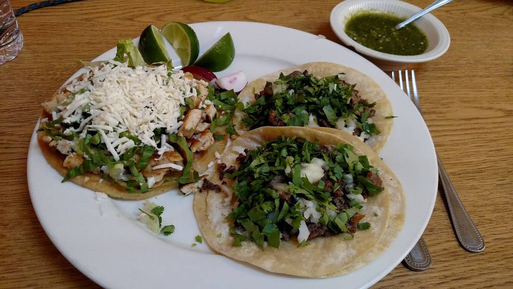 Cholula Tacos & Deli | restaurant | 223 Old York Rd, Warminster, PA 18974, USA | 2154418574 OR +1 215-441-8574