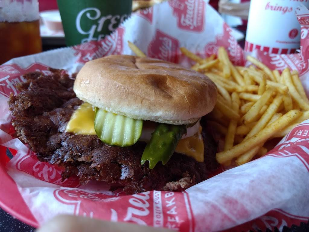 Freddys Frozen Custard & Steakburgers | restaurant | 2084 Sproul Rd, Broomall, PA 19008, USA | 6103256725 OR +1 610-325-6725