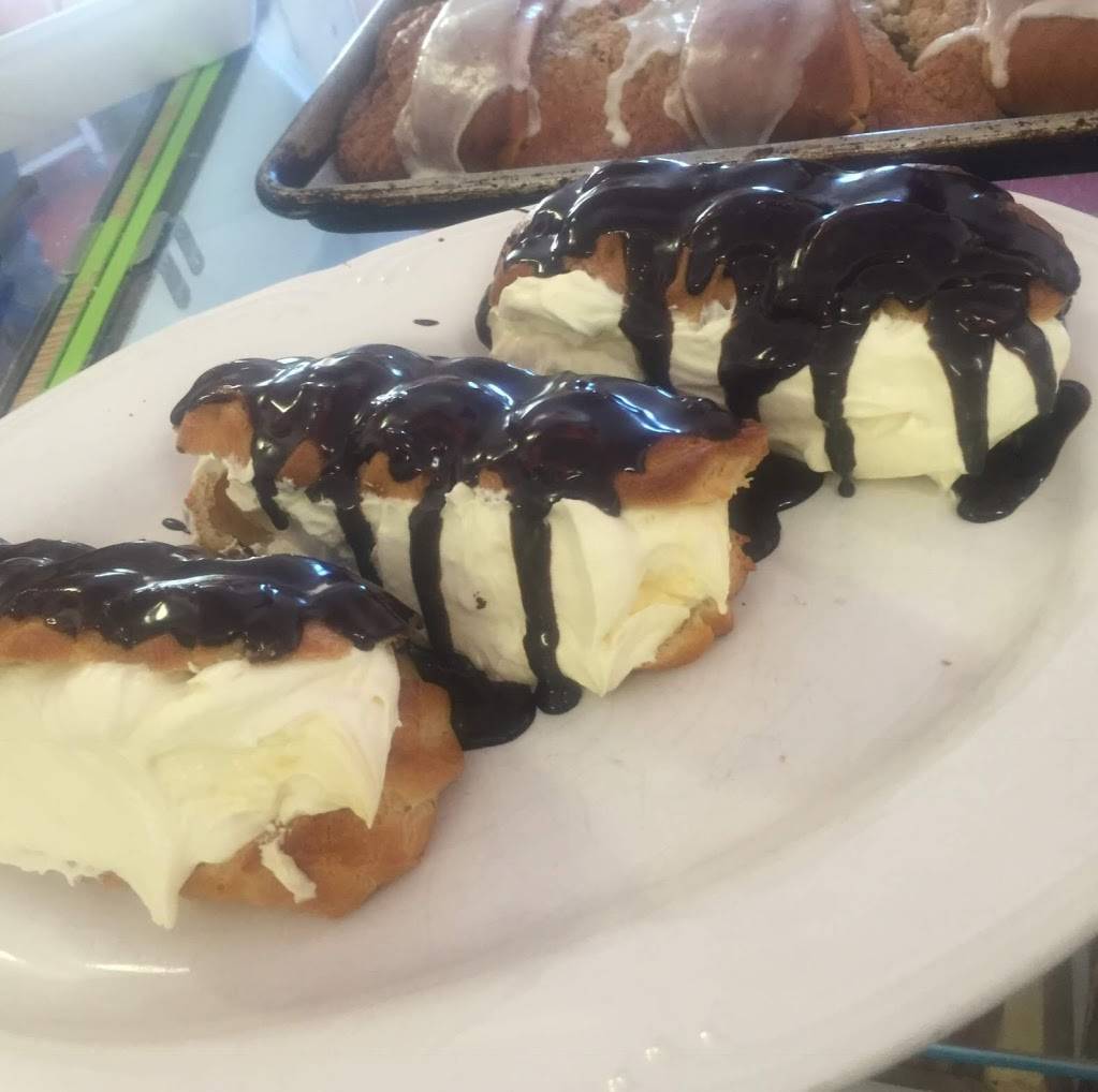 Karlings Inn/Twin Brother Bakery | restaurant | 4640 US-17, De Leon Springs, FL 32130, USA | 3869855535 OR +1 386-985-5535