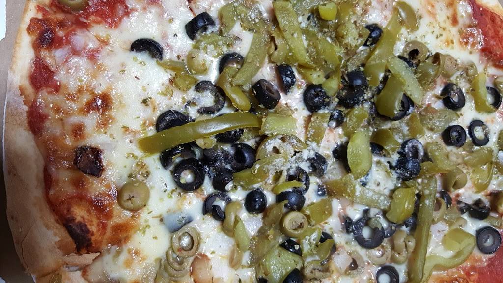 Marias Pizza | restaurant | 134 S Main St, Oregon, WI 53575, USA | 6088355455 OR +1 608-835-5455