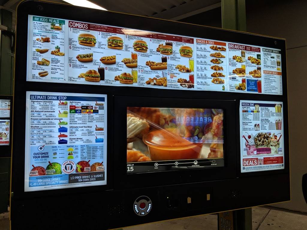 Sonic Drive-In | restaurant | 198 W Valencia Rd, Tucson, AZ 85706, USA | 5202948188 OR +1 520-294-8188