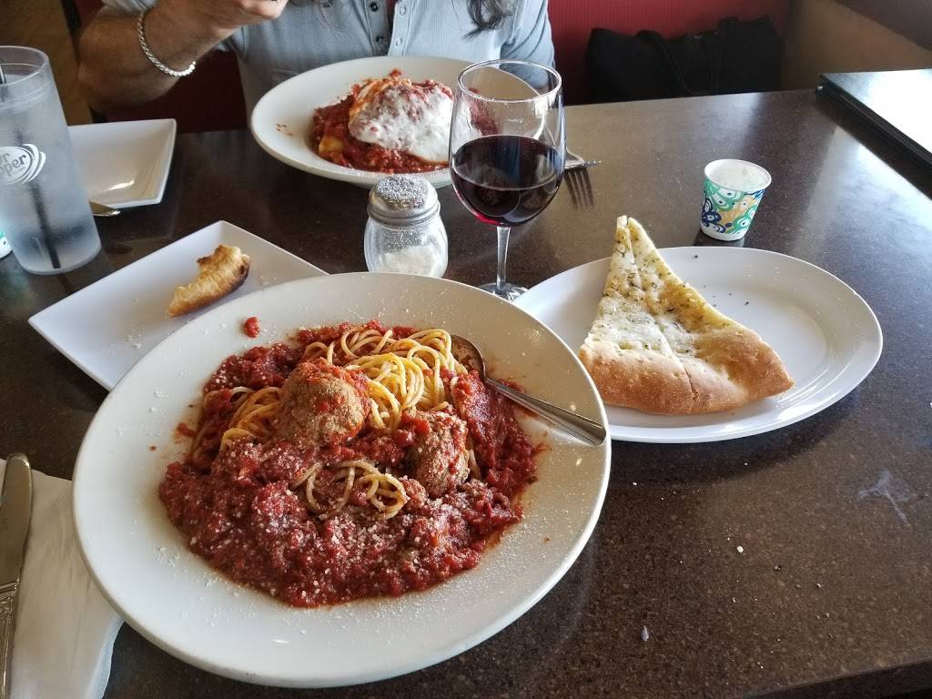 Carolinas Italian Restaurant | restaurant | 915 S Harbor Blvd, Anaheim, CA 92805, USA | 7149715551 OR +1 714-971-5551