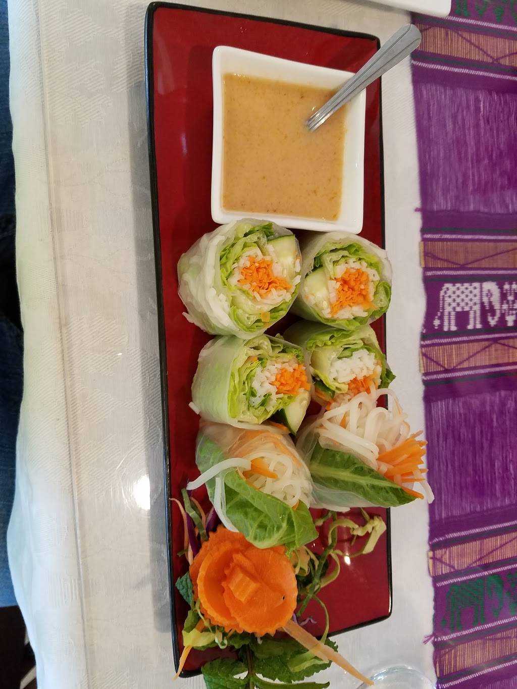 Thai Lanna | restaurant | 9655 E US Hwy 36 Ste I, Avon, IN 46123, USA | 3174263420 OR +1 317-426-3420