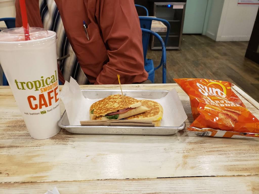 Tropical Smoothie Cafe | restaurant | 1007 1st St E, Bradenton, FL 34208, USA | 9417470505 OR +1 941-747-0505
