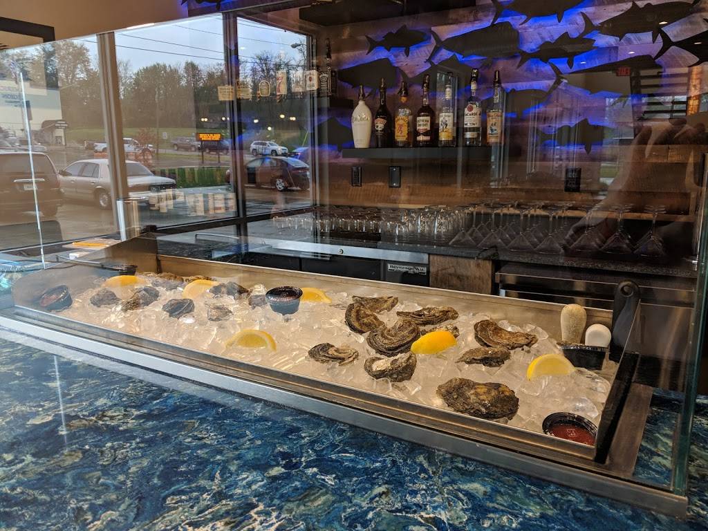 The Tin Fish | restaurant | 707 State St, Newburgh, IN 47630, USA | 8124907000 OR +1 812-490-7000