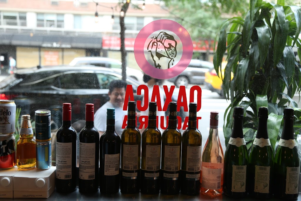 Revolucion Tacos | restaurant | 1198 1st Ave., New York, NY 10065, USA | 6469820621 OR +1 646-982-0621