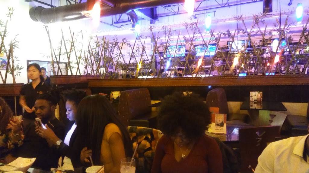 East Moon Bistro | restaurant | 13352 Minnieville Rd, Woodbridge, VA 22192, USA | 7038782688 OR +1 703-878-2688