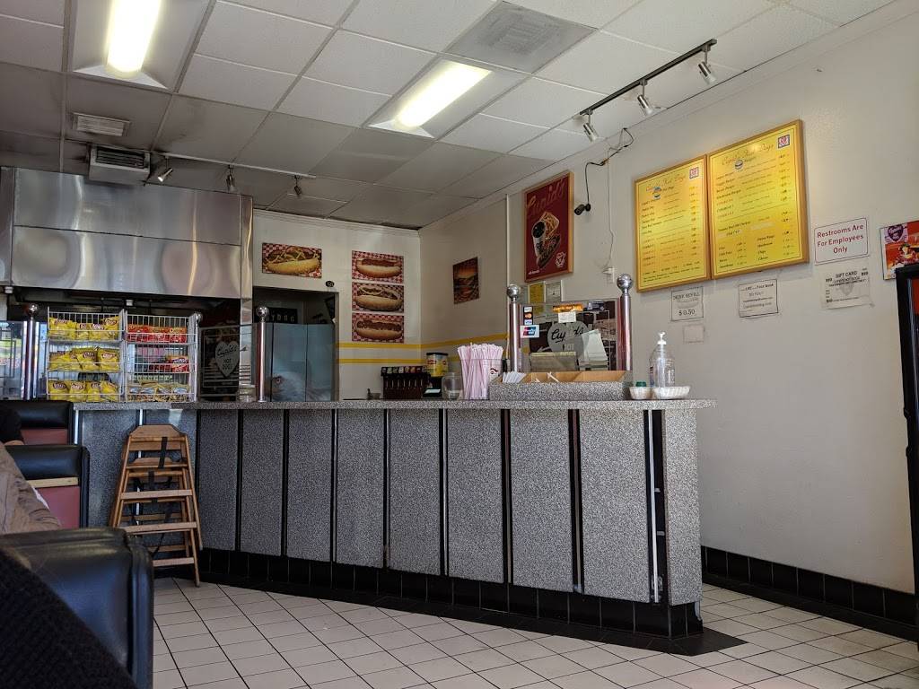 Cupid Hot Dogs | restaurant | 9840 Topanga Canyon Blvd, Chatsworth, CA 91311, USA | 8187001729 OR +1 818-700-1729