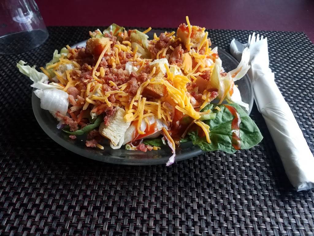 Haases Supper Club | restaurant | 9497 County Hwy D, Winneconne, WI 54986, USA | 9206852721 OR +1 920-685-2721