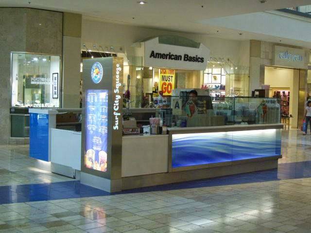 Surf City Squeeze | restaurant | 3525 W Carson St Space 216-b, Torrance, CA 90503, USA | 3105424313 OR +1 310-542-4313