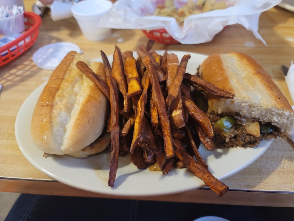 Ranch House Cafe | restaurant | 208 E Collin Raye Dr, De Queen, AR 71832, USA | 8706426040 OR +1 870-642-6040