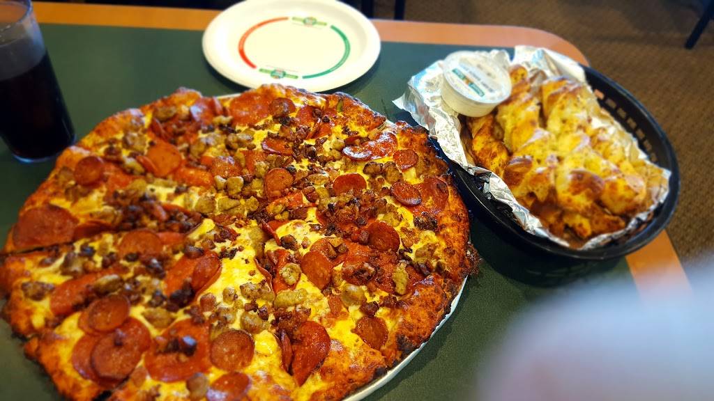 Round Table Pizza | meal delivery | 4400 Stevens Creek Blvd, San Jose, CA 95129, USA | 4089830900 OR +1 408-983-0900