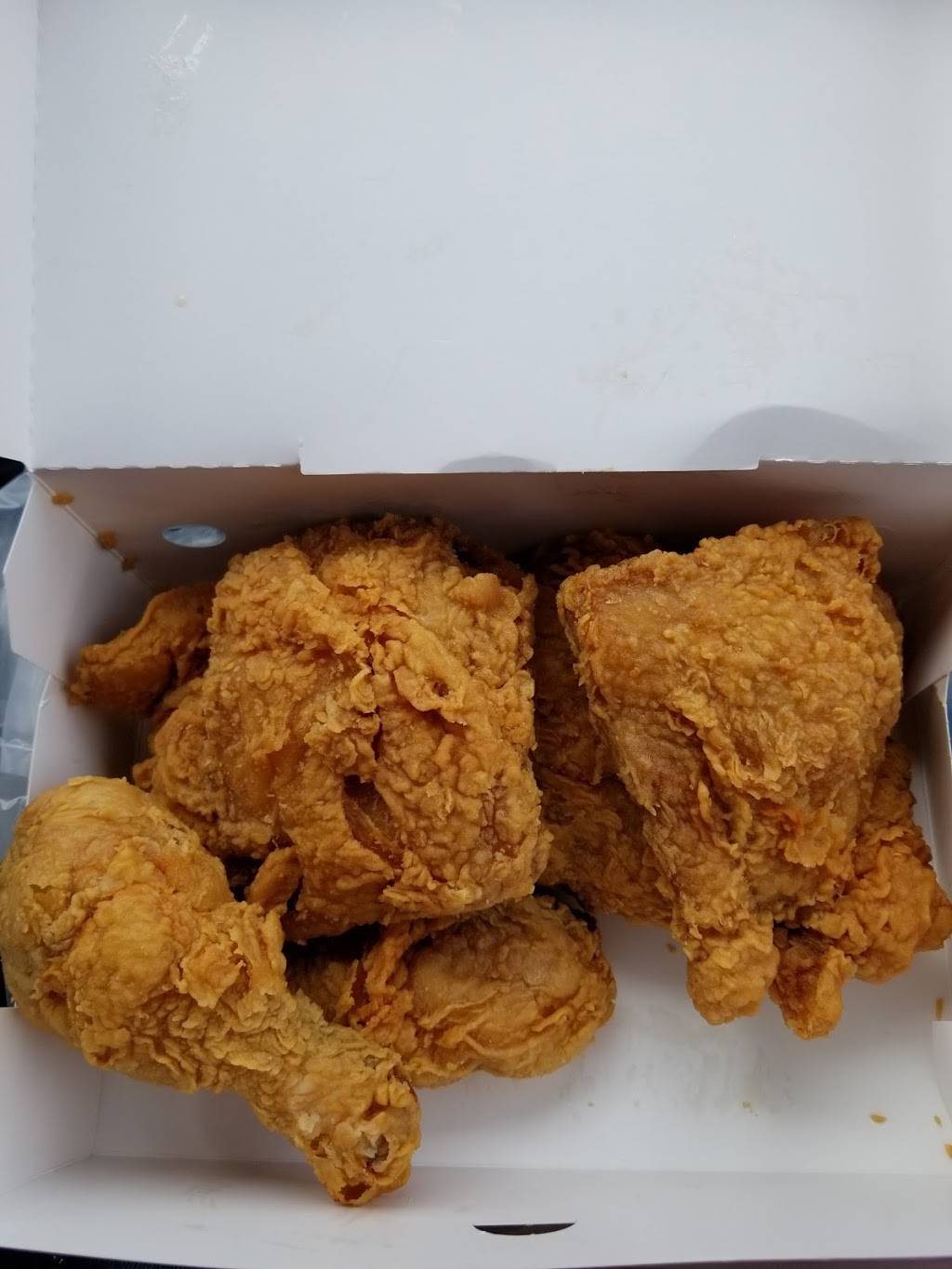 Churchs Chicken | restaurant | 23839 Pacific Hwy S, Des Moines, WA 98198, USA | 2068244212 OR +1 206-824-4212