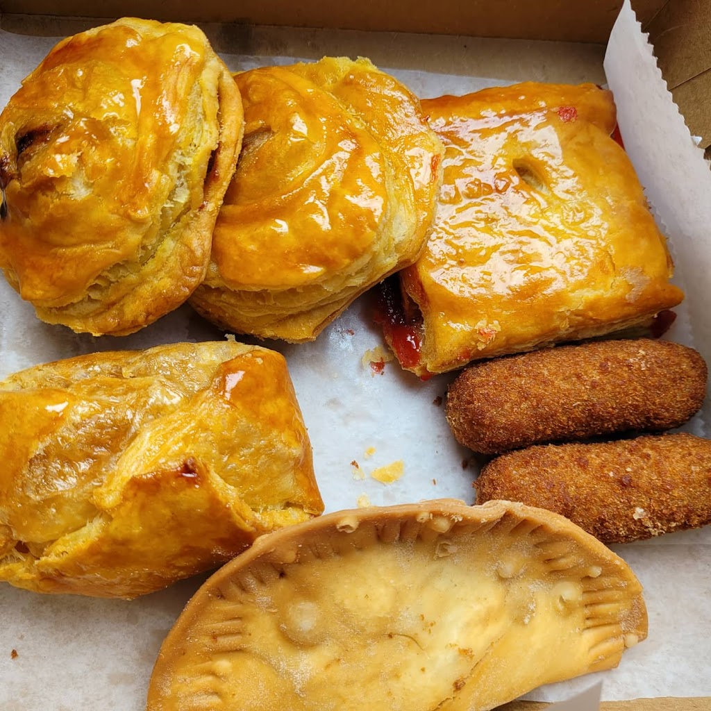 Chulis Bakery | bakery | 16367 Miramar Pkwy, Miramar, FL 33027, USA | 9544386324 OR +1 954-438-6324