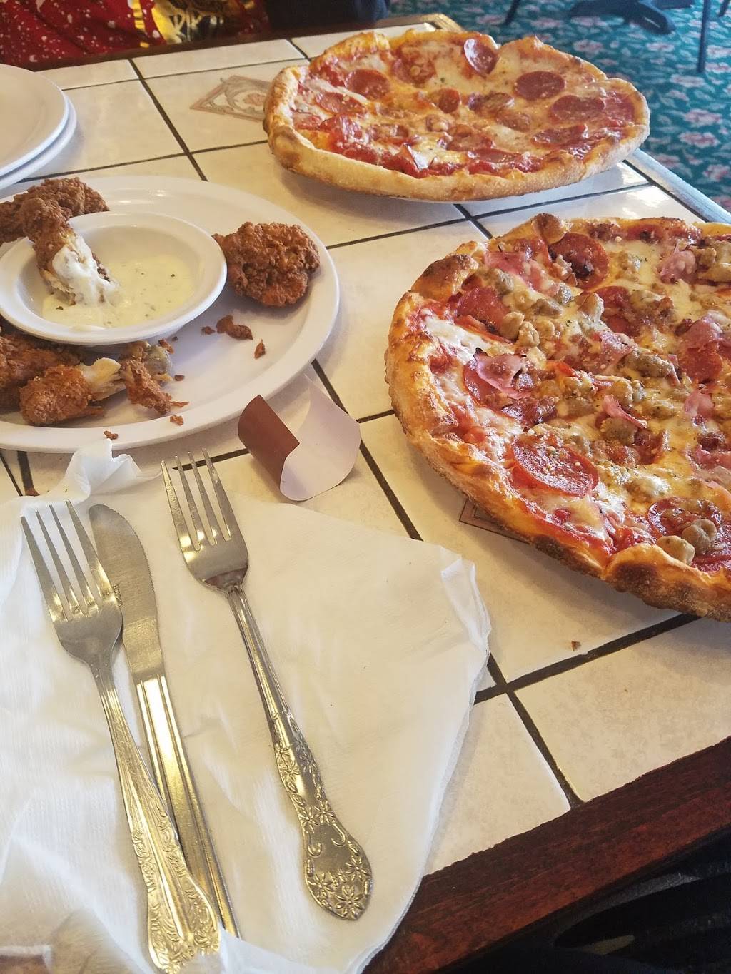 Vito & Sons Italian Restaurant and Pizzeria | restaurant | 812 E Memorial Dr, Ahoskie, NC 27910, USA | 2523322000 OR +1 252-332-2000