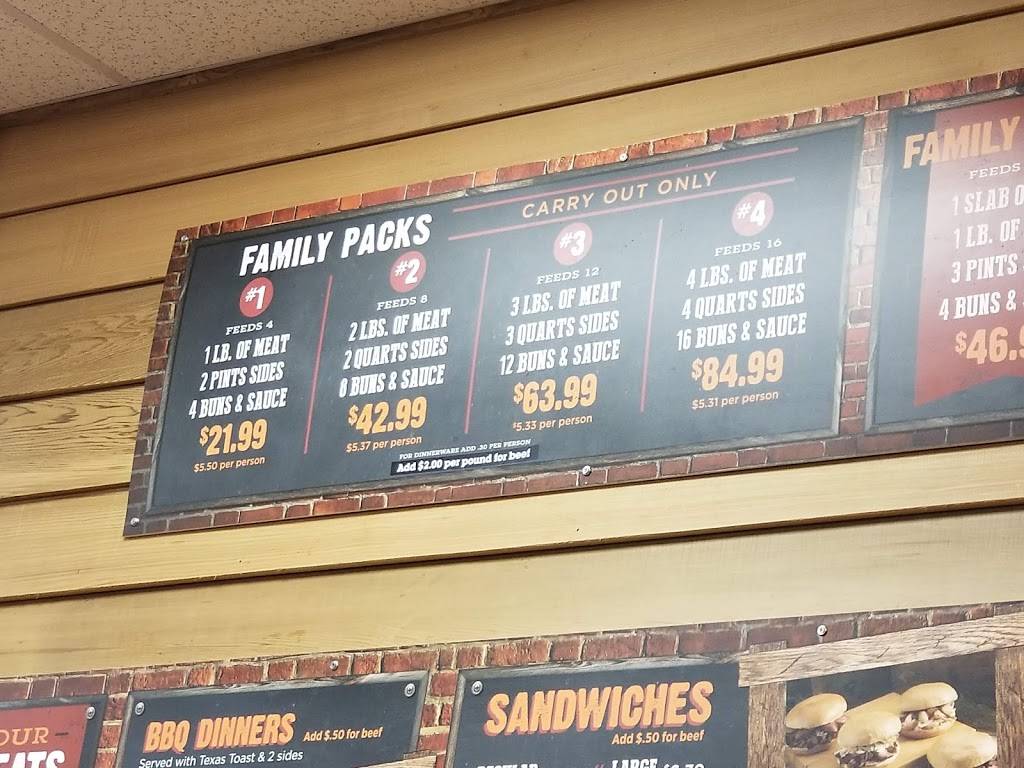 Hog Wild Pit Bar-B-Q | restaurant | 620 N Rock Rd Suite 250 Suite 250, Derby, KS 67037, USA | 3164256010 OR +1 316-425-6010