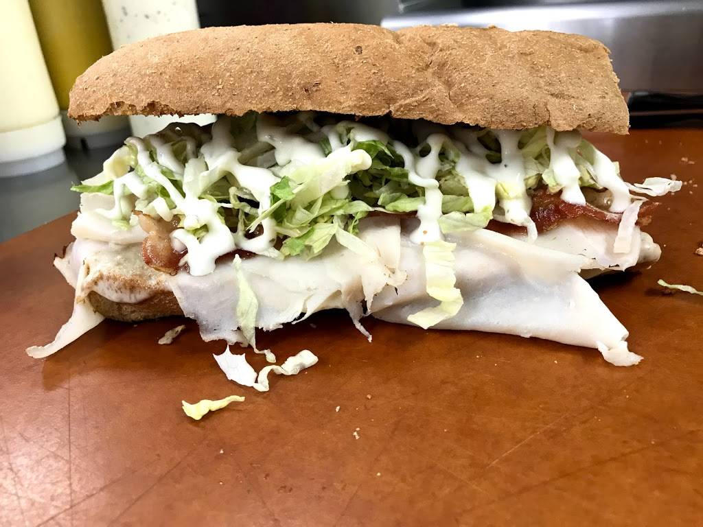 J-Dubb’s Signature Subs | restaurant | 1132 E Grand River Ave, Portland, MI 48875, USA | 5177431190 OR +1 517-743-1190