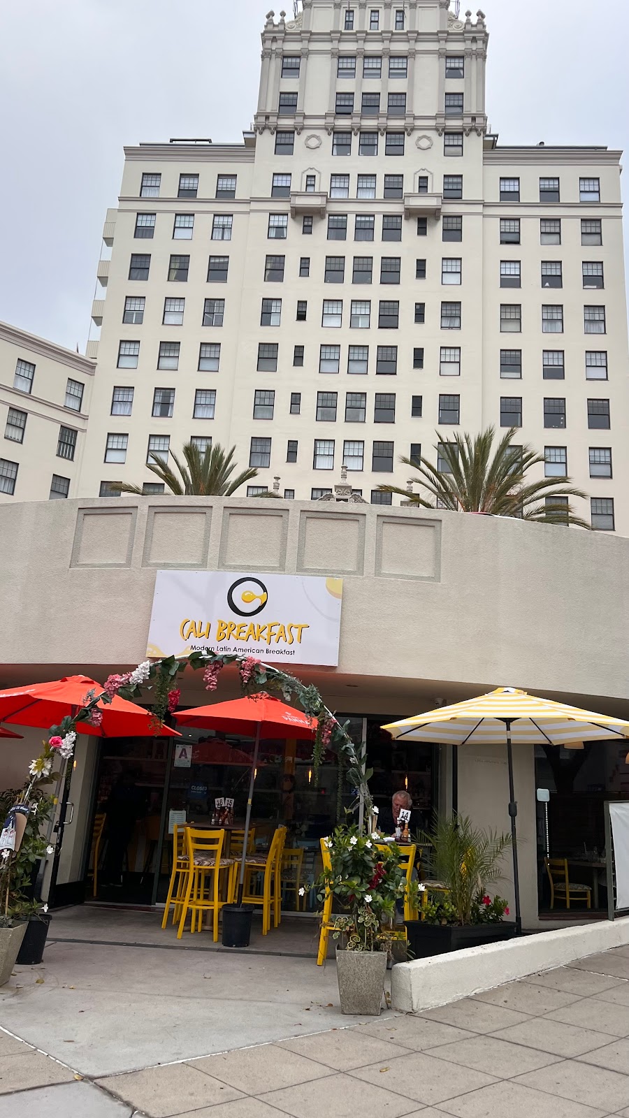 Cali Breakfast | restaurant | 702 Ash St, San Diego, CA 92101, USA | 6193106522 OR +1 619-310-6522
