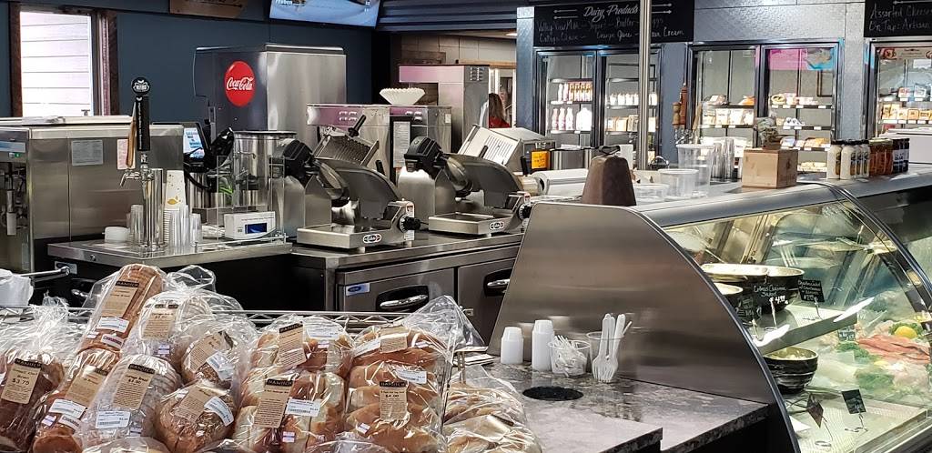 Artisan Plaza | restaurant | 1223 4th St S, Cannon Falls, MN 55009, USA | 6518291138 OR +1 651-829-1138