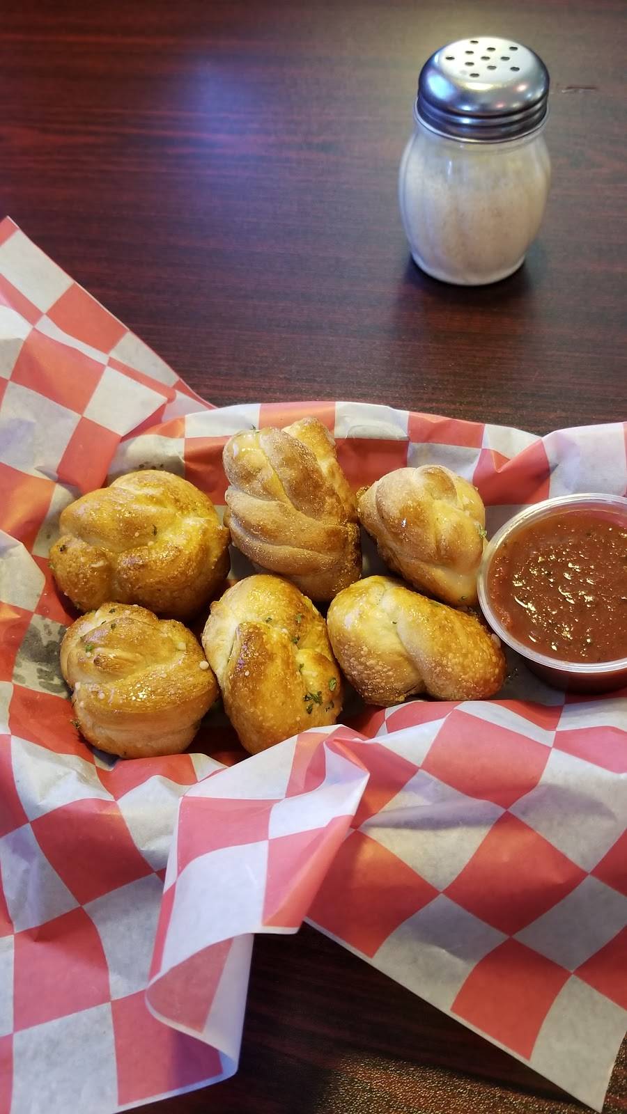 Pepperonis Gourmet Pizza - East Asheville | restaurant | 1115 Tunnel Rd, Asheville, NC 28805, USA | 8285759990 OR +1 828-575-9990