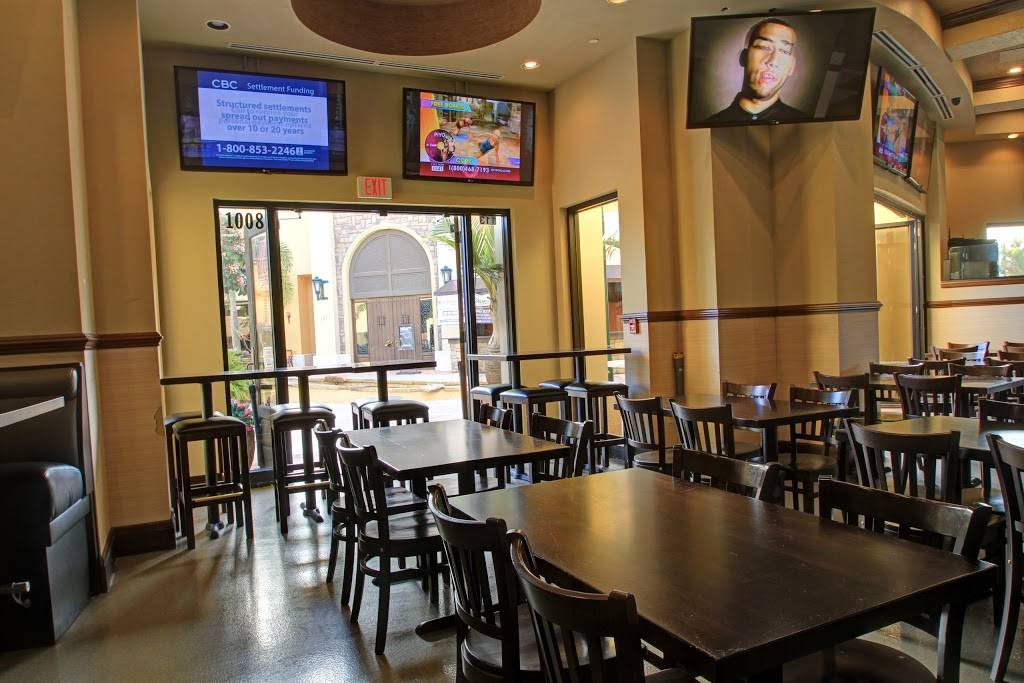 Bokampers Sports Bar & Grill | restaurant | 8001 Plaza del Lago Dr, Estero, FL 33928, USA | 2399927611 OR +1 239-992-7611