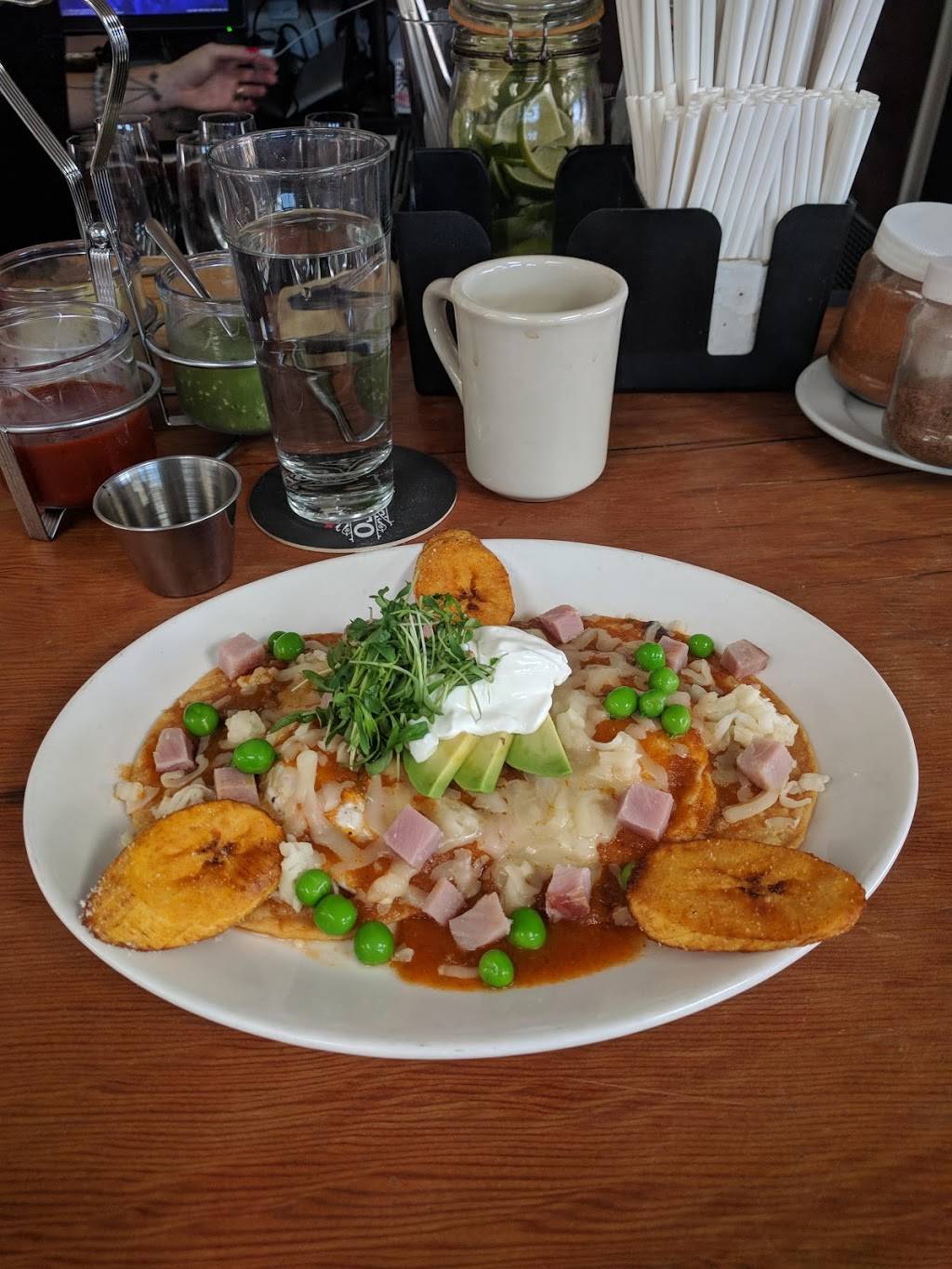 El Sirenito | restaurant | 5901 Airport Way S, Seattle, WA 98108, USA | 2067635657 OR +1 206-763-5657