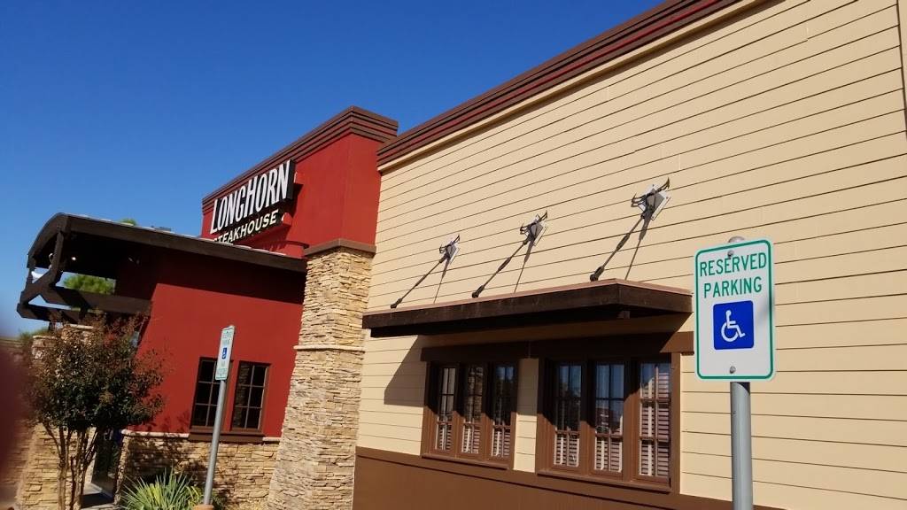 LongHorn Steakhouse | meal takeaway | 9111 E 71st St, Tulsa, OK 74133, USA | 9182940244 OR +1 918-294-0244