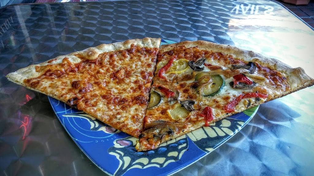 La Pizzeria | meal takeaway | 976 Houston Northcutt Blvd, Mt Pleasant, SC 29464, USA | 8433754607 OR +1 843-375-4607