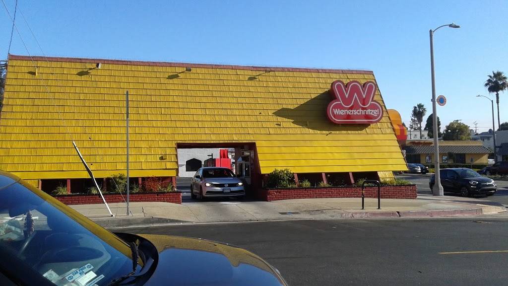 Wienerschnitzel | restaurant | 230 N Gaffey St, San Pedro, CA 90731, USA | 3108314486 OR +1 310-831-4486